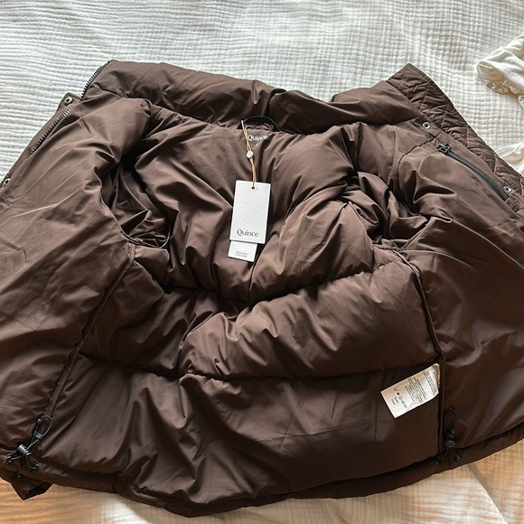 SOLD OUT Quince Responsible Down Cropped Puffer Jacket - Picture 3 of 3